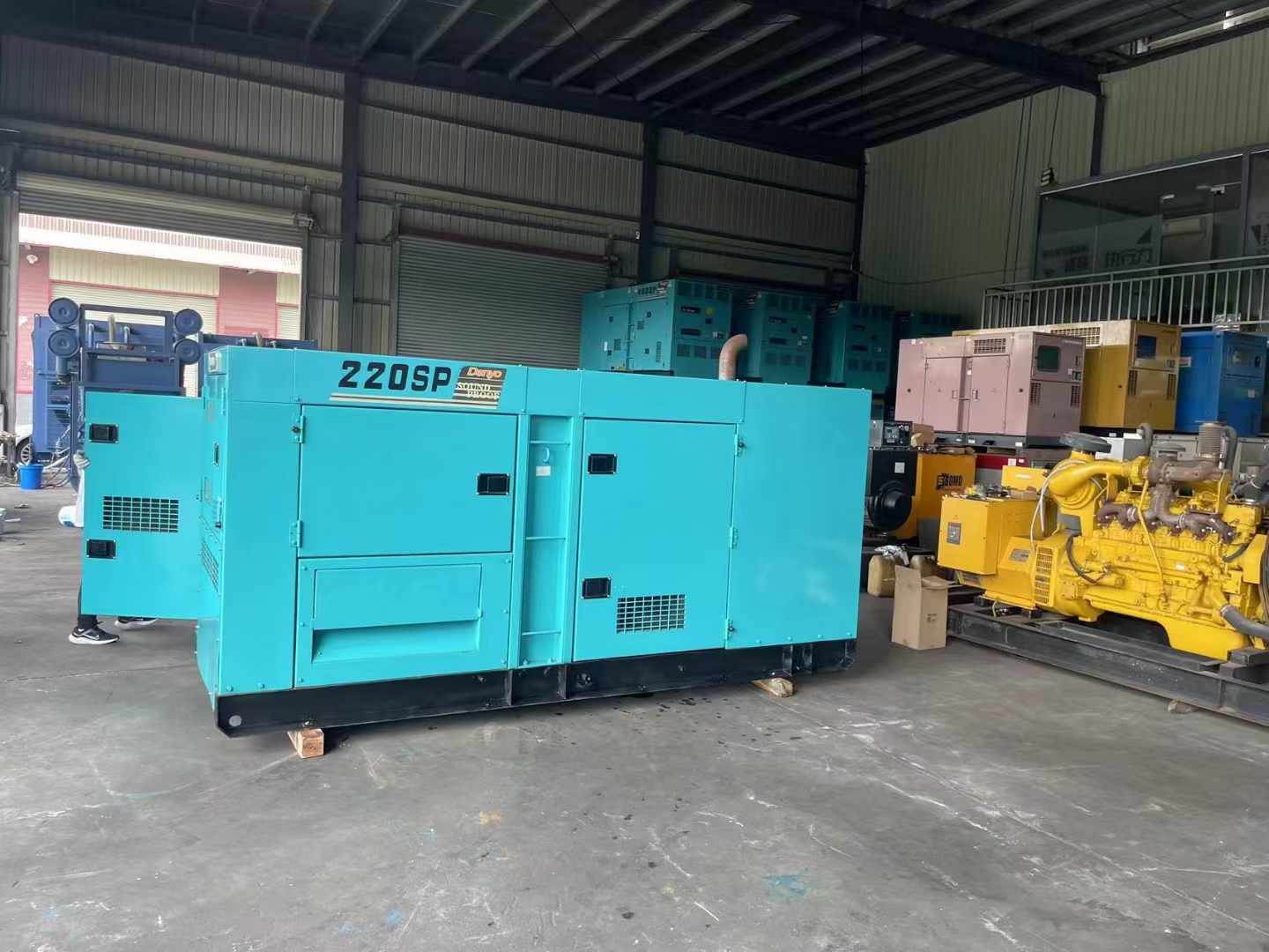 雁峰800kW 柴油发电机的输出电流波动范围是多少?